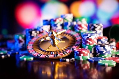 Fortune Mouse wild symbol and scatter bonus icon close-up